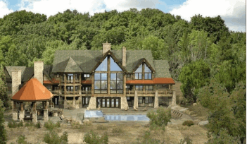 Extreme Log Home