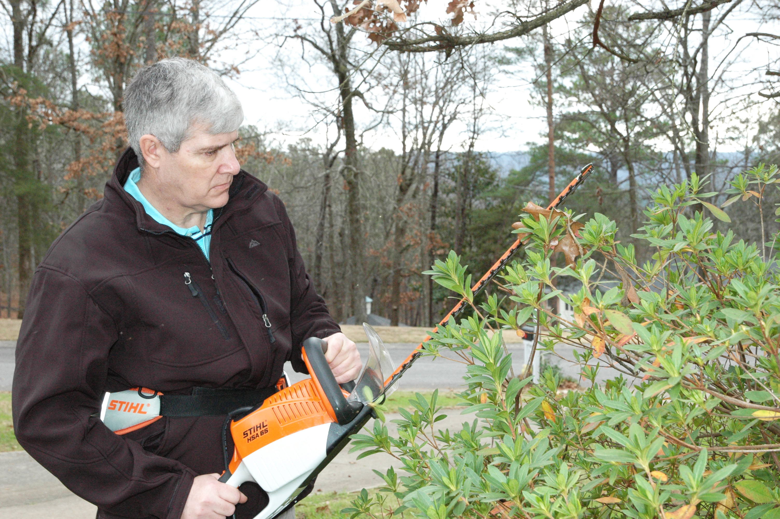Stihl HSA 65 Cordless Hedge Trimmer Extended Use Review , a Cordless Hedge Trimmer for Commercial Use